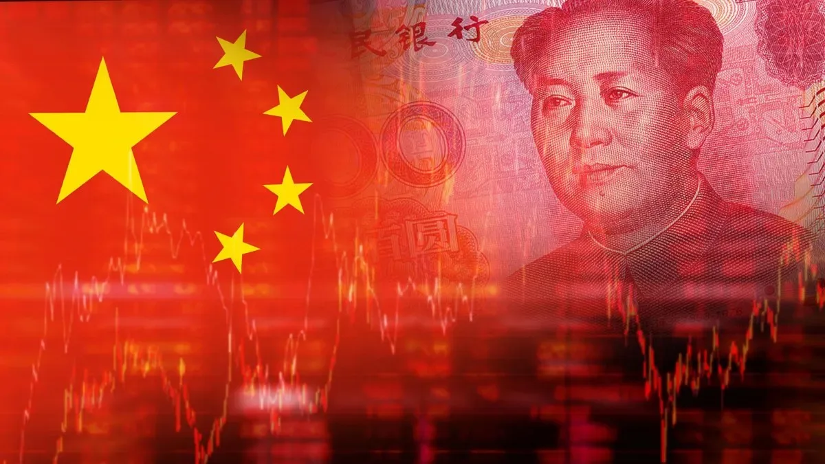 Gráfico descendente de crecimiento económico de China con banderas rojas y gráficos de barras