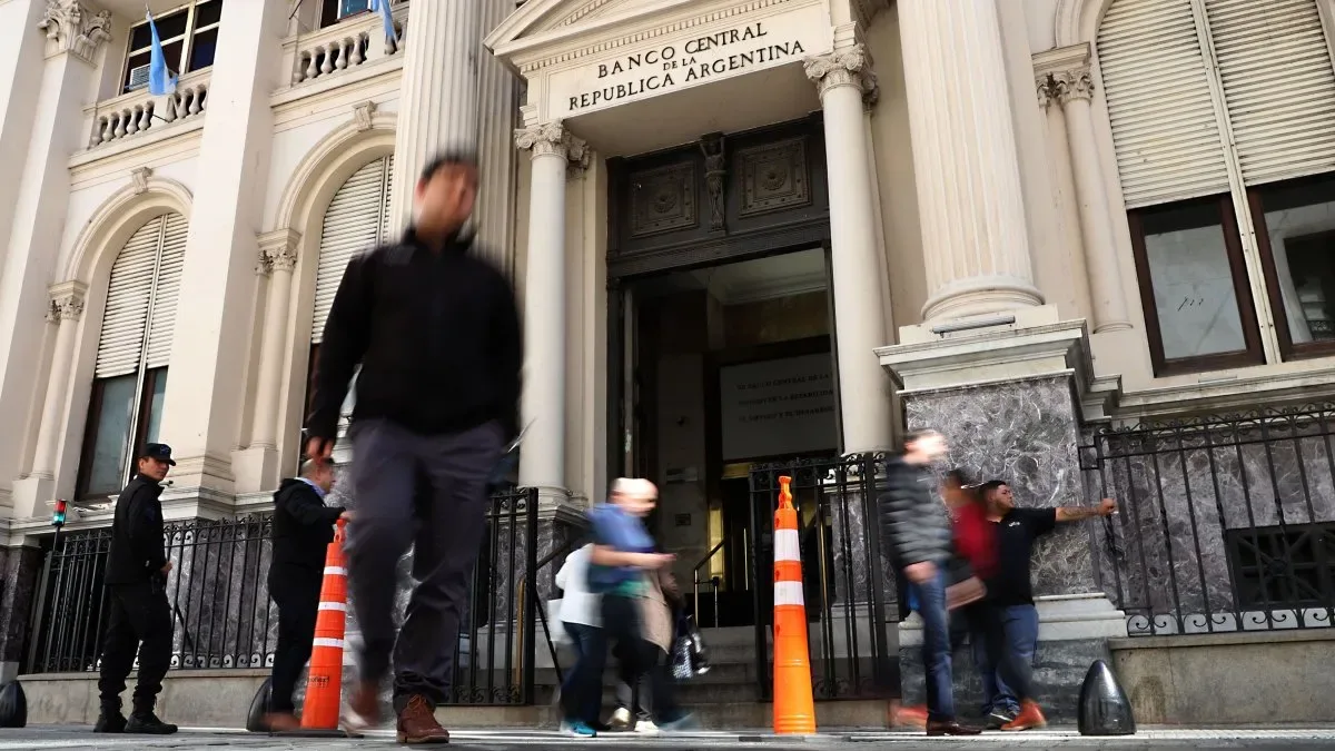 Edificio del Banco Central de la República Argentina con fachada neoclásica en Buenos Aires