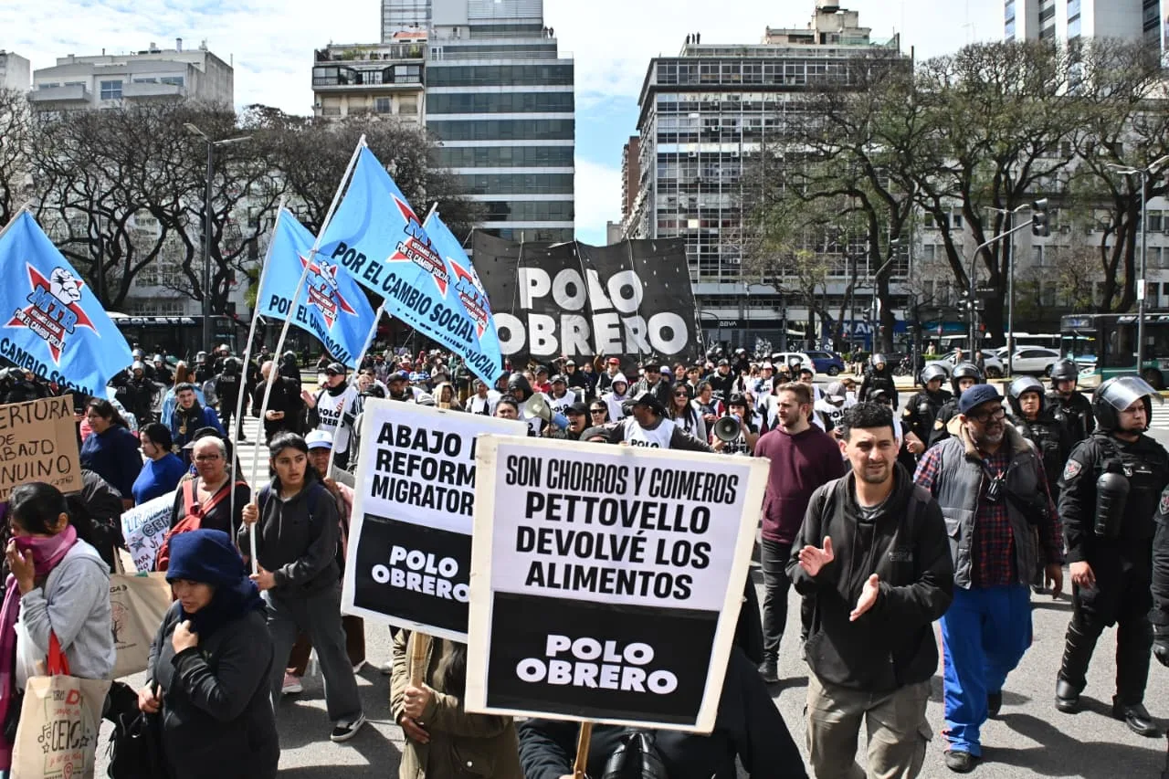 El Frente Piquetero marcha a Capital Humano para exigir la restitución del programa Volver al Trabajo