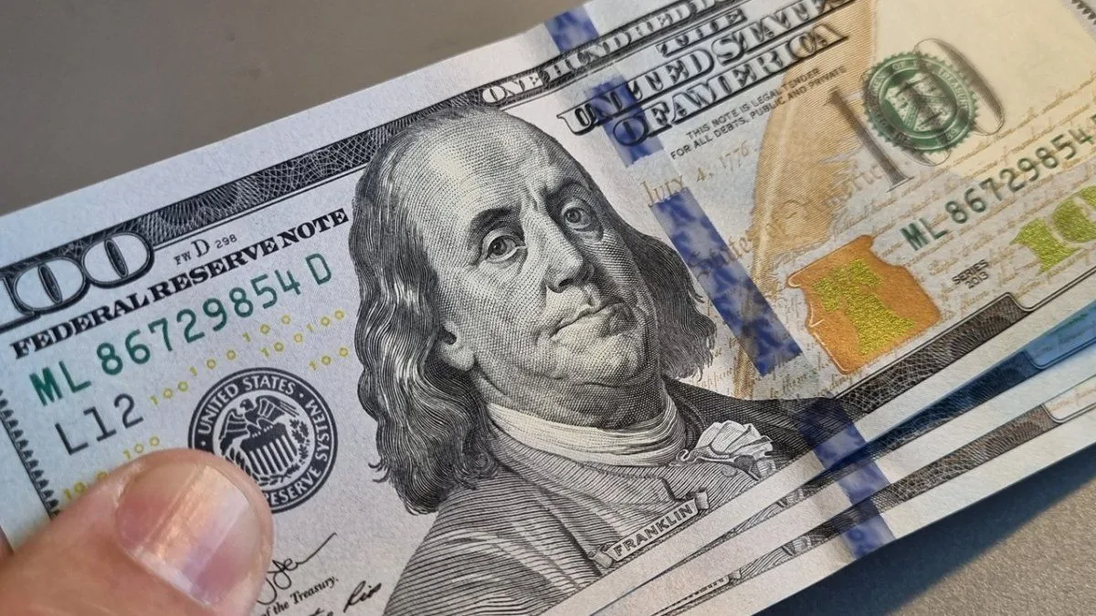 El Gobierno habilitó créditos en dólares para empresas que no generan divisas